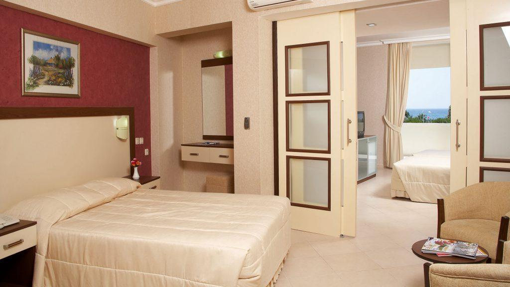 Batihan Beach Resort & Spa クシャダス エクステリア 写真