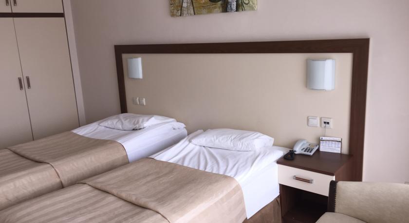 Batihan Beach Resort & Spa クシャダス エクステリア 写真