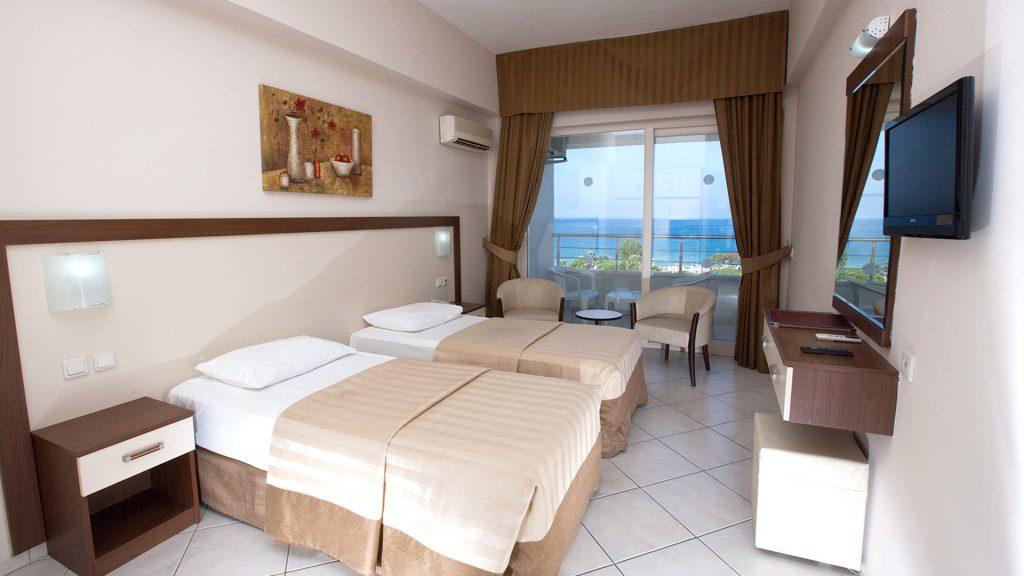 Batihan Beach Resort & Spa クシャダス エクステリア 写真