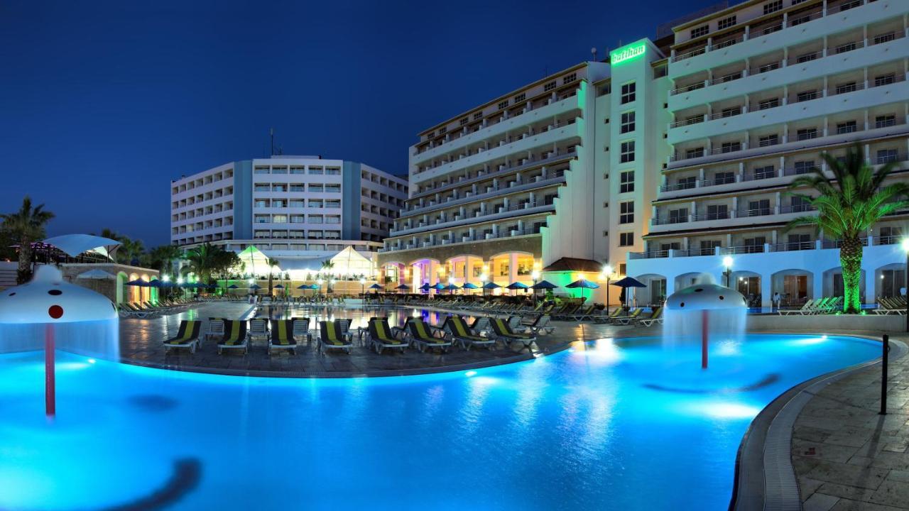 Batihan Beach Resort & Spa クシャダス エクステリア 写真