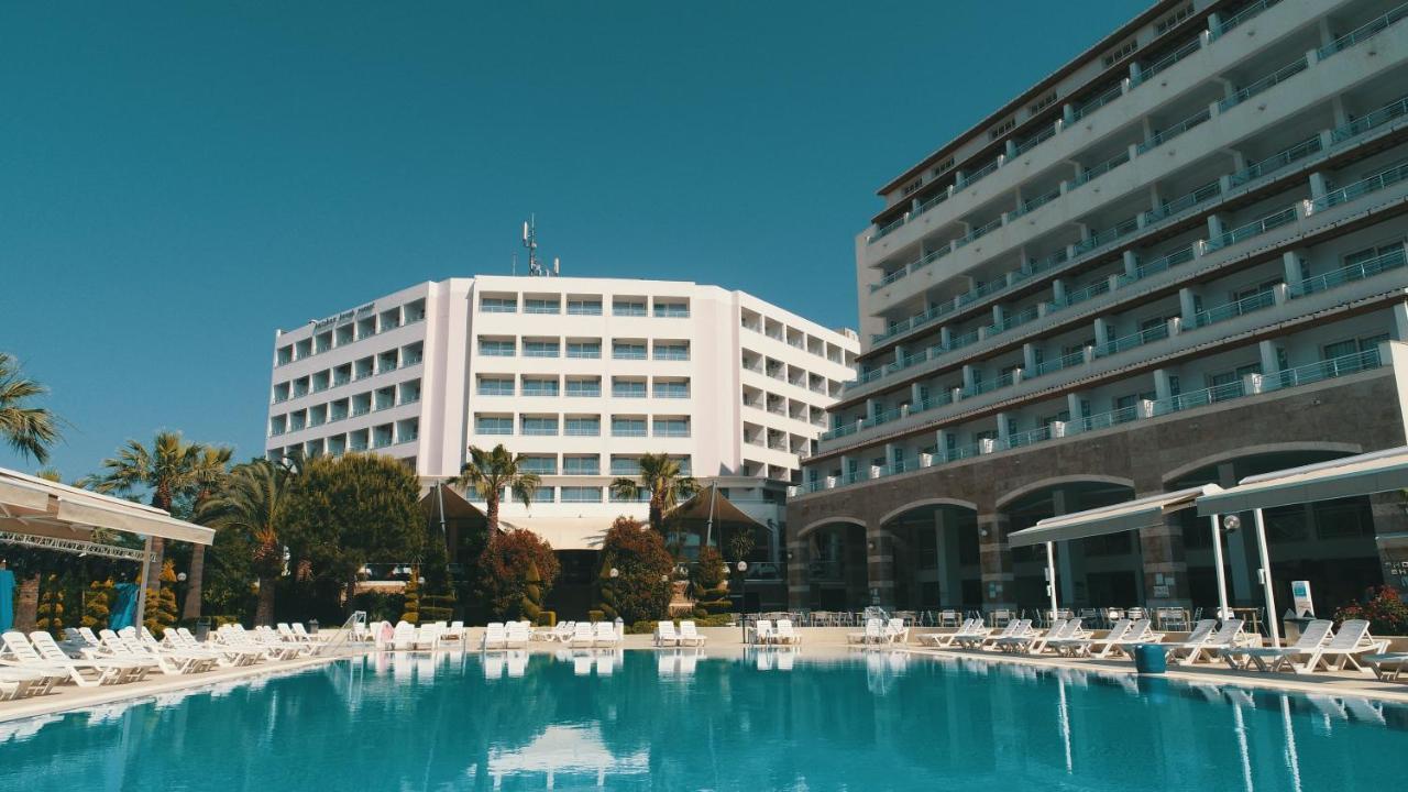 Batihan Beach Resort & Spa クシャダス エクステリア 写真