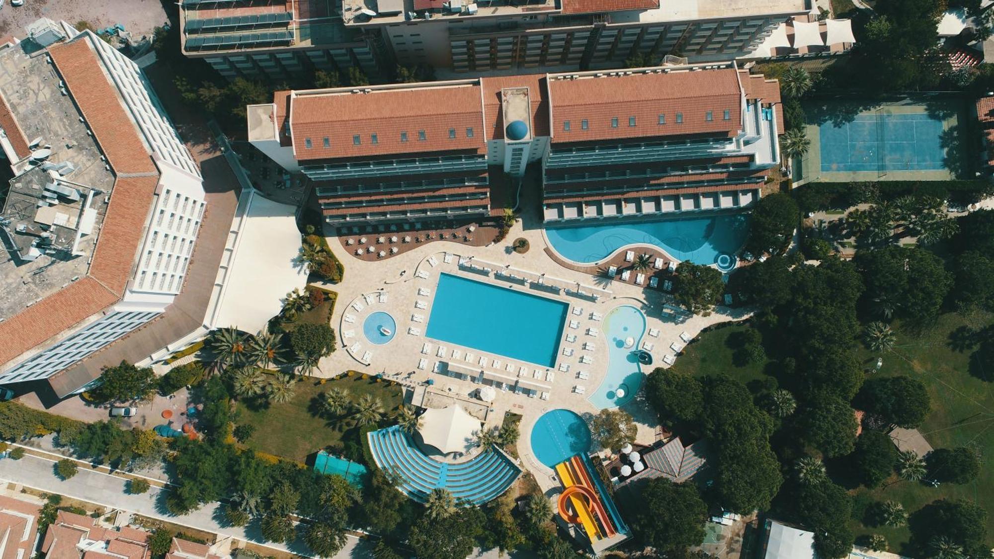 Batihan Beach Resort & Spa クシャダス エクステリア 写真