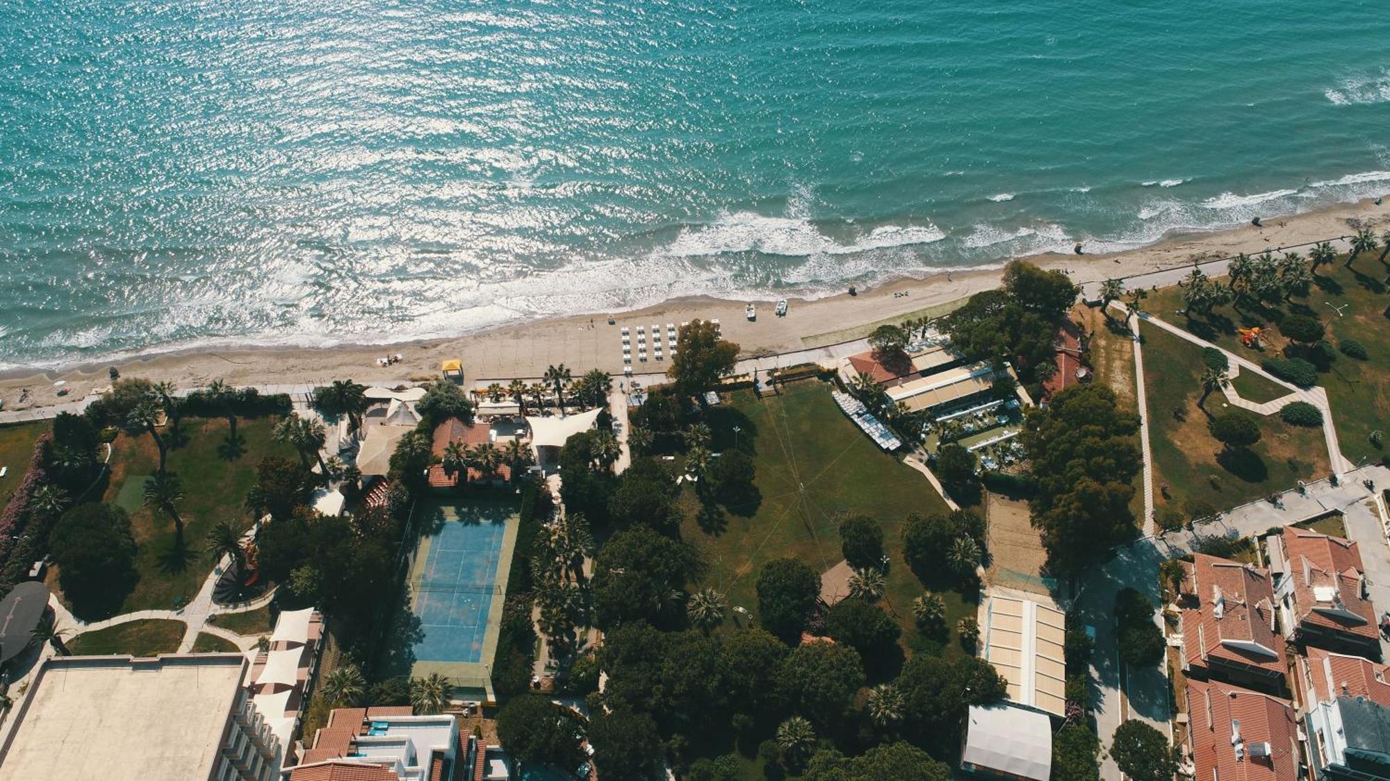 Batihan Beach Resort & Spa クシャダス エクステリア 写真