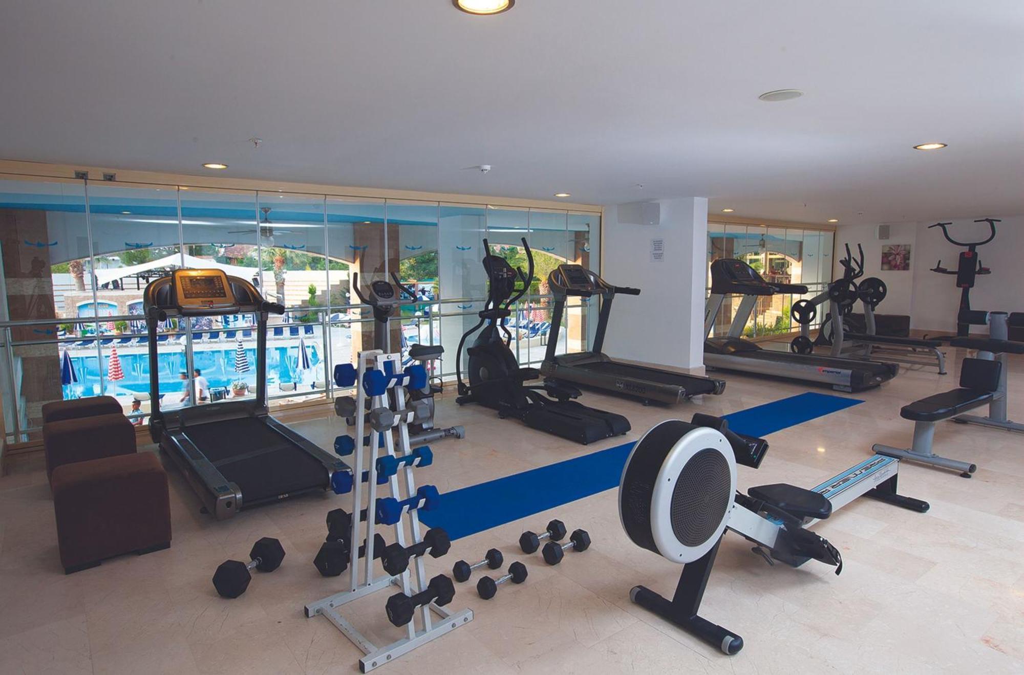 Batihan Beach Resort & Spa クシャダス エクステリア 写真